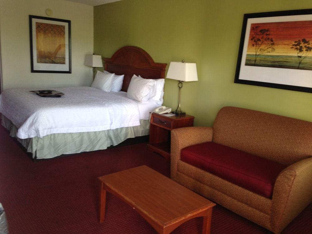 Baymont By Wyndham Orangeburg North Exterior foto