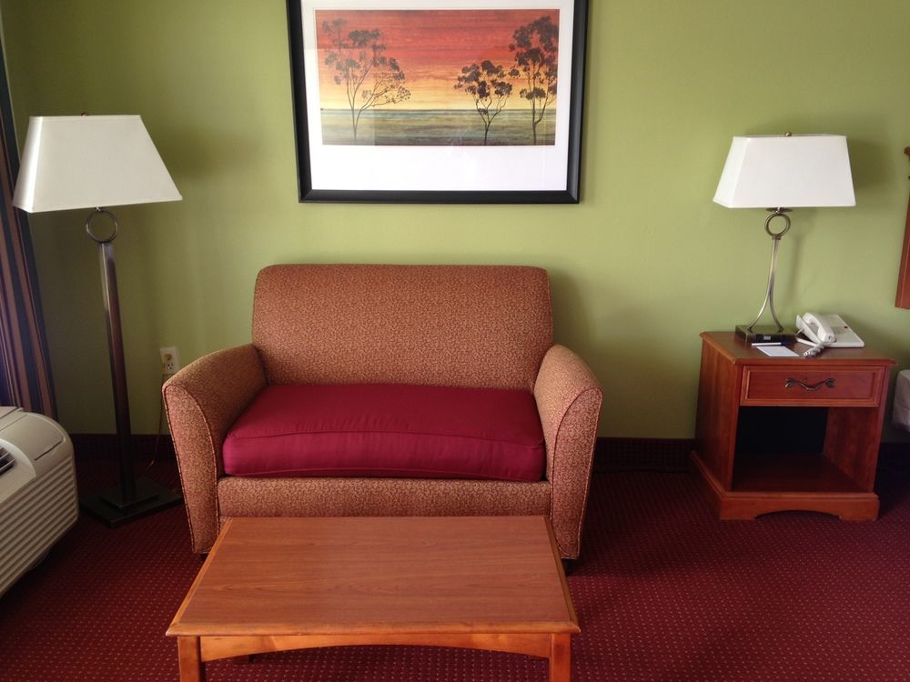 Baymont By Wyndham Orangeburg North Exterior foto