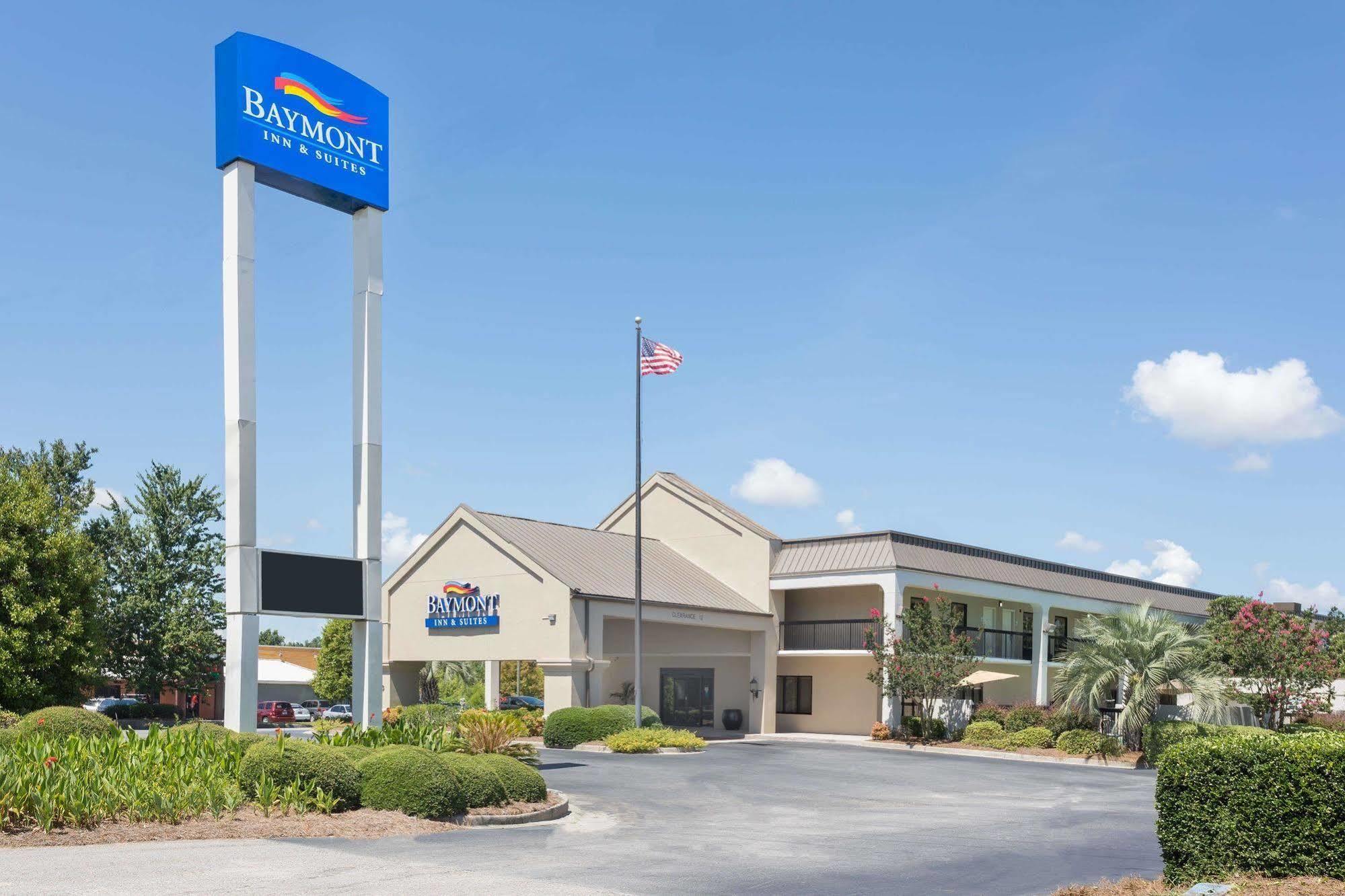 Baymont By Wyndham Orangeburg North Exterior foto